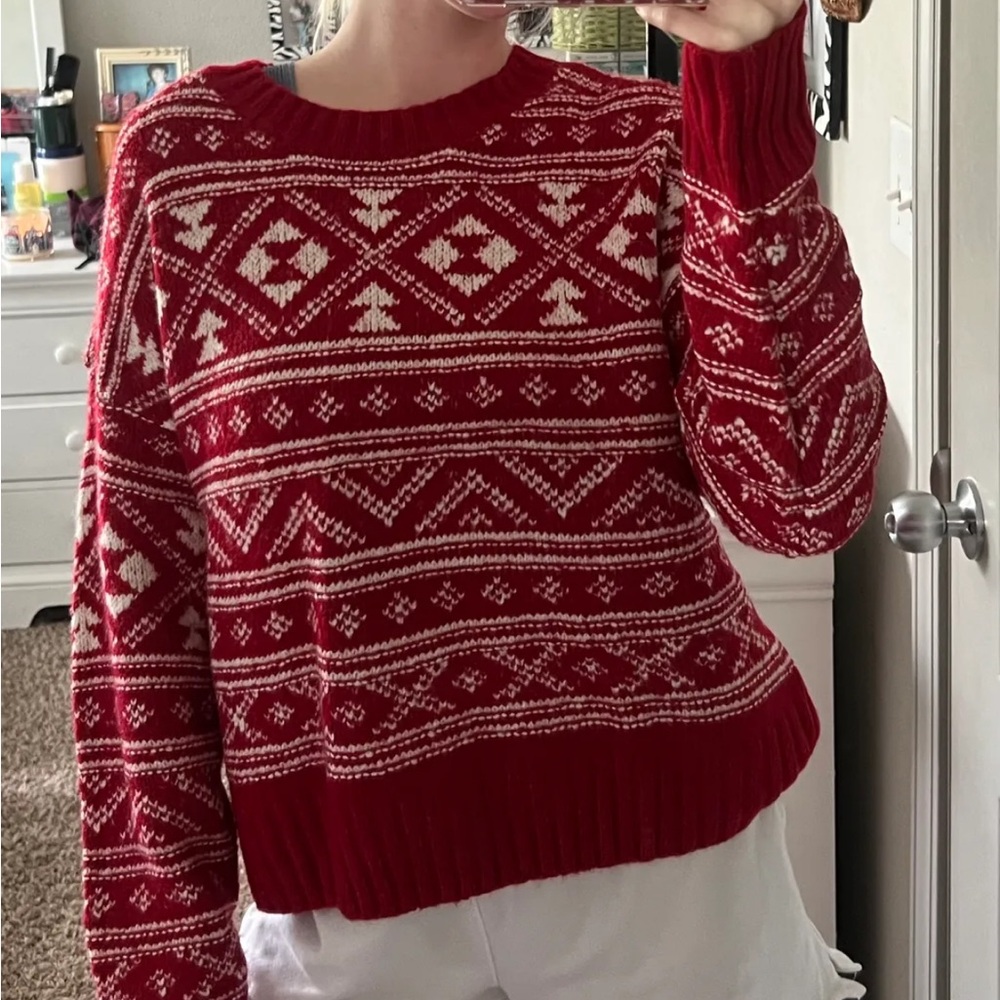 American Eagle Outfitters Red and White Patterned Sweater